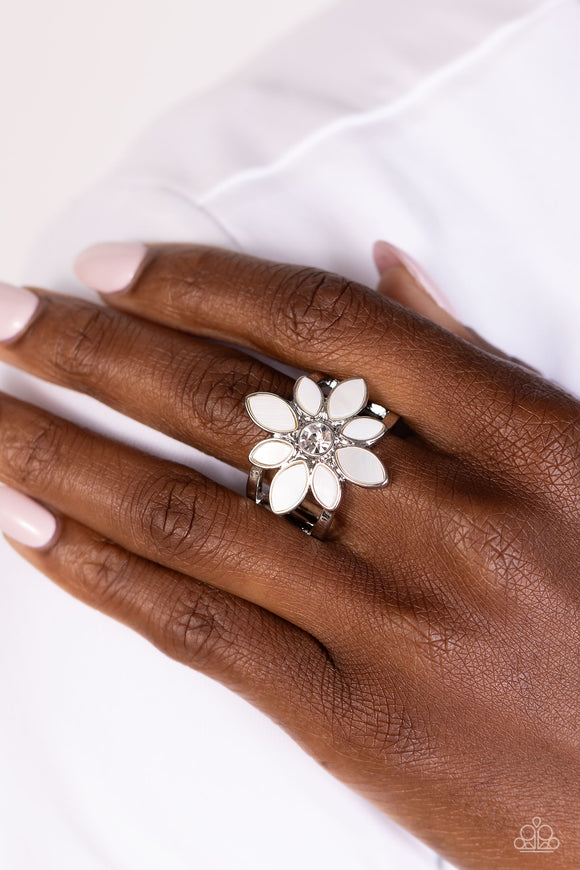 Paparazzi PETAL to the MEADOW - White Ring