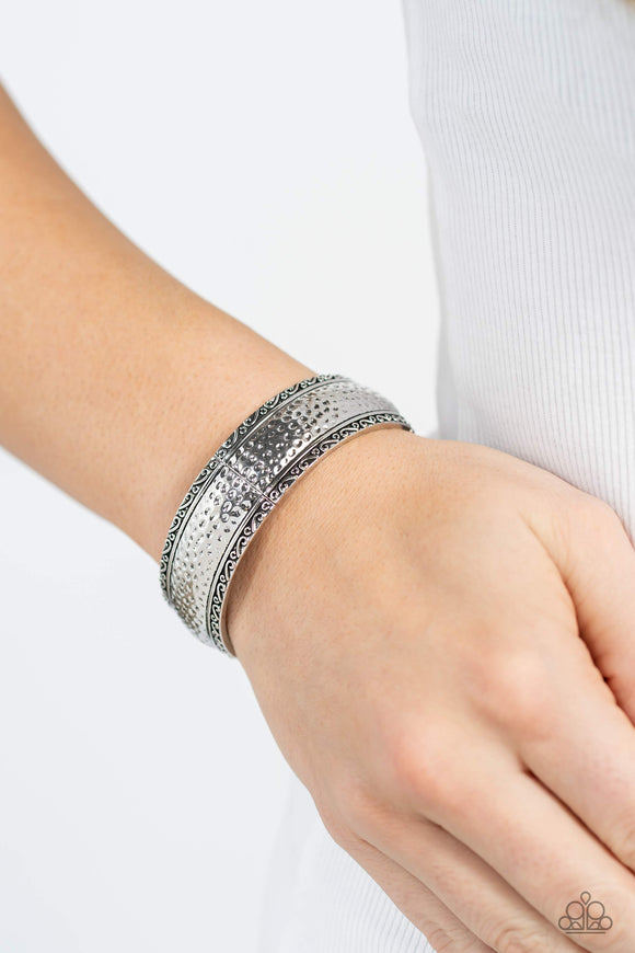 Paparazzi Textile Tenor - Silver Bracelet