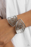 Paparazzi Palatial Palms - Silver Bracelet