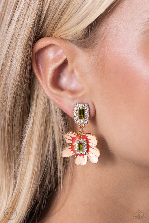 Paparazzi Colorful Clippings - Green CLIP Earring