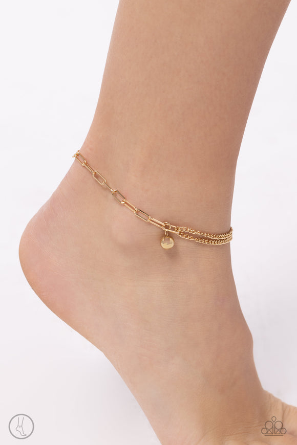 Paparazzi Solo Sojourn - Gold Anklet